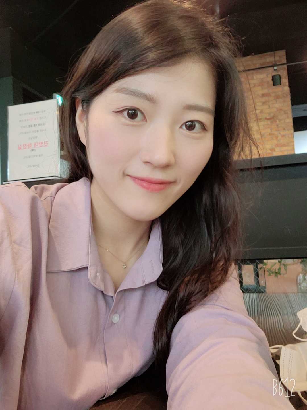 ChungHa Lee